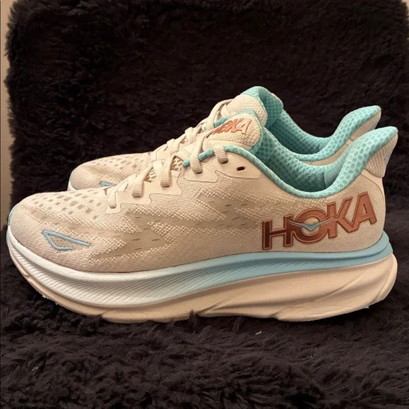 HOKA CLIFTON 9 - WHITE AND LIGHT BLUE - with BOX - Picture 9 of 15